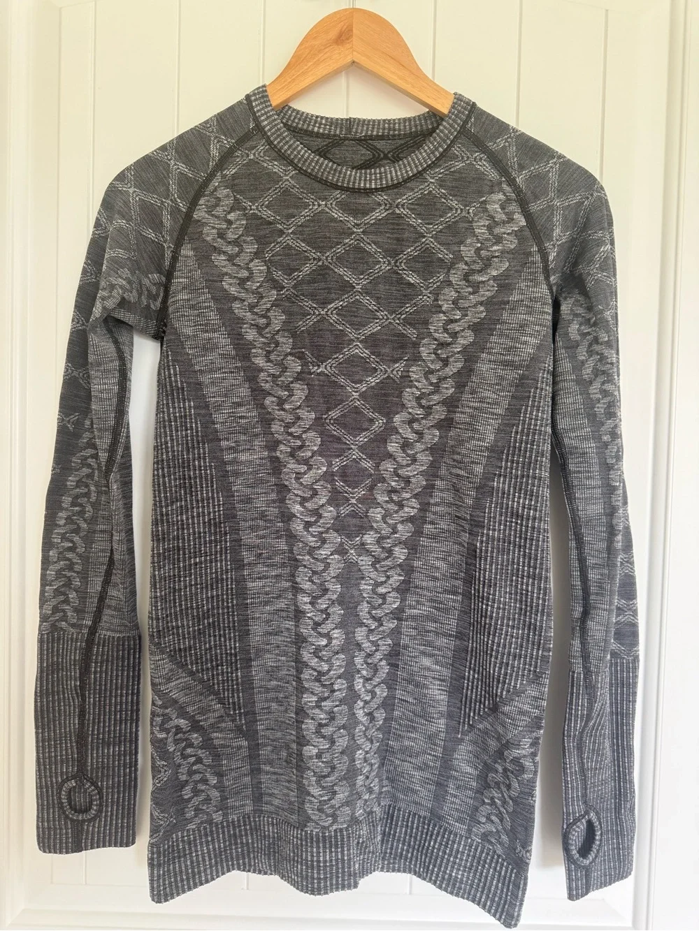 Lululemon Rest Less Pullover Heathered Black Gray Diamond Jacquard Knit Top 6